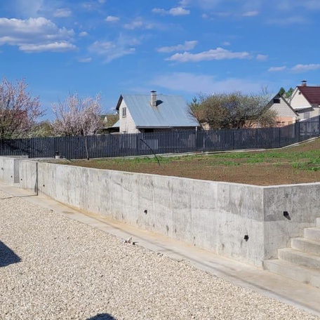 Участок 15,2 сотки № 99 и 100

+7(927)716-26-46